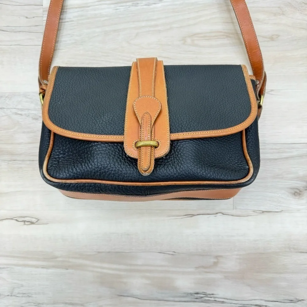 Vintage Dooney & Bourke All Weather Leather Equestrian crossbody Handbag purse